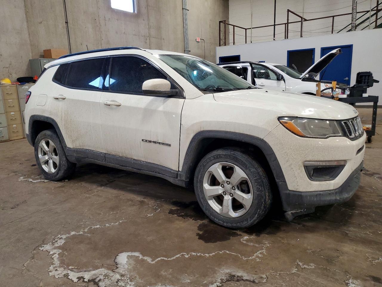 2019 Jeep Compass Latitude - Image 4