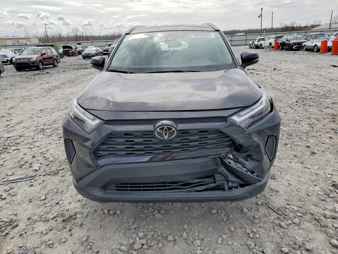 2025 Toyota Rav4 Xle - Image 5