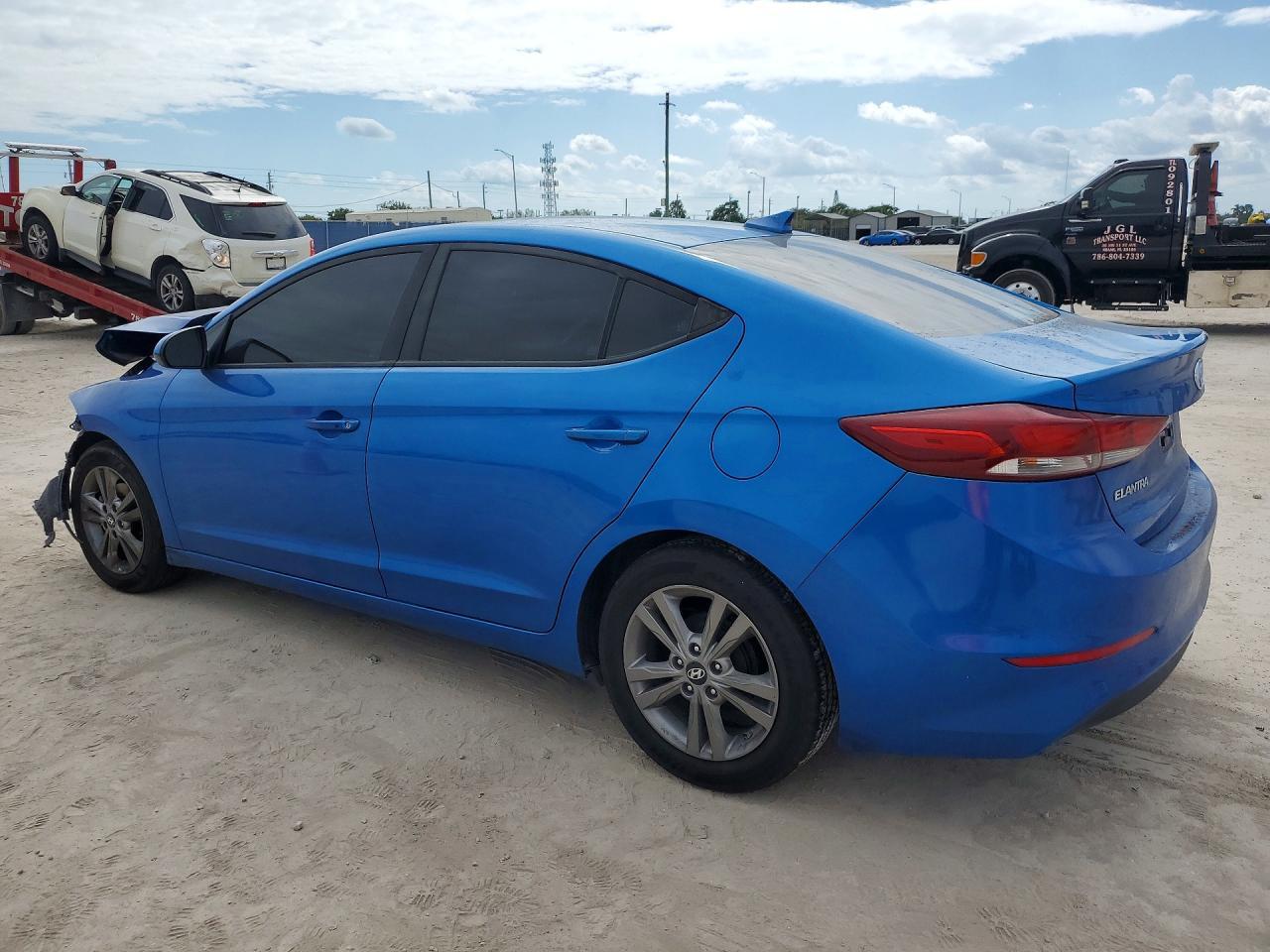 2017 Hyundai Elantra Se - Фото 2