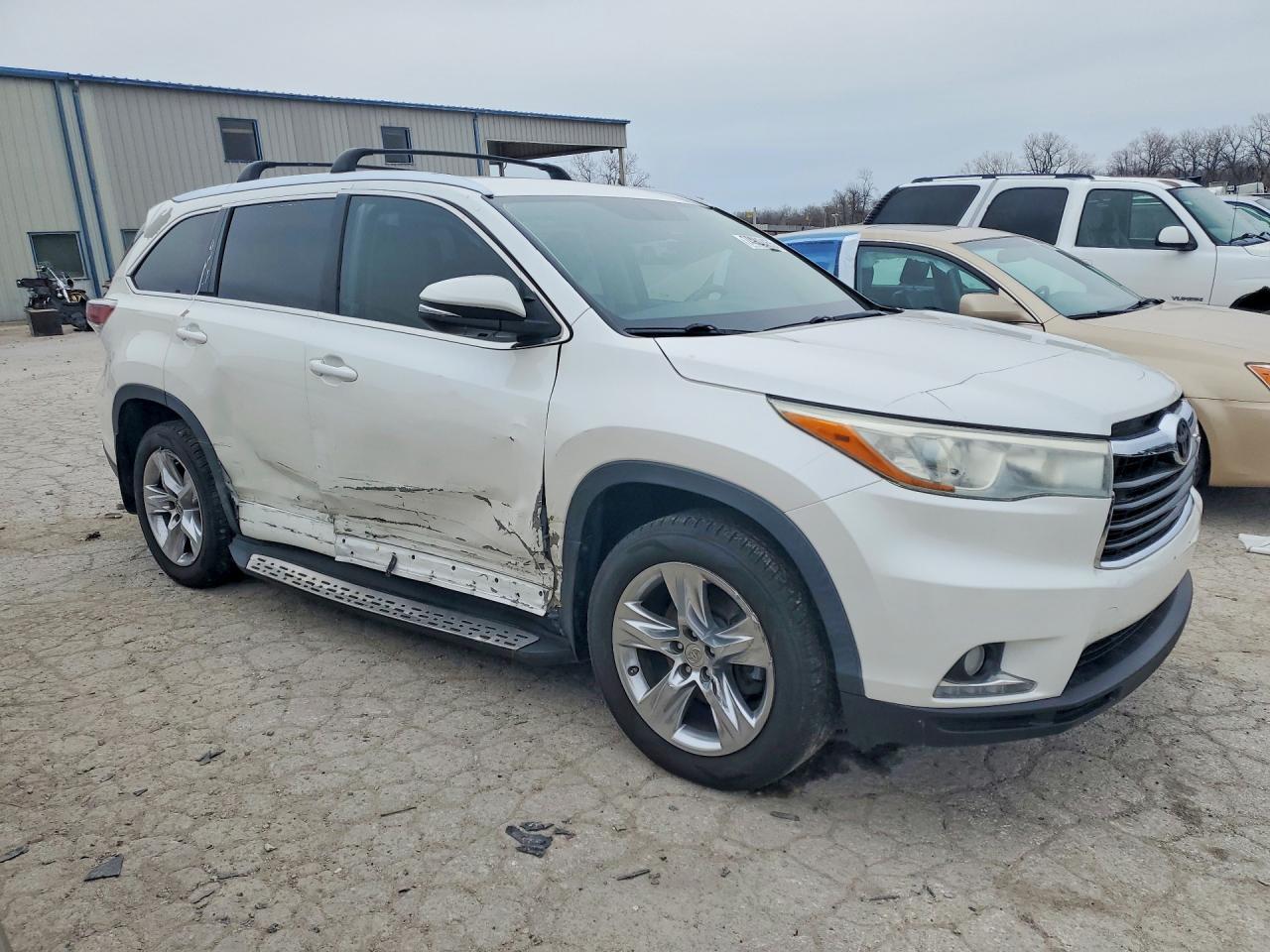 2015 Toyota Highlander Limited - Image 4