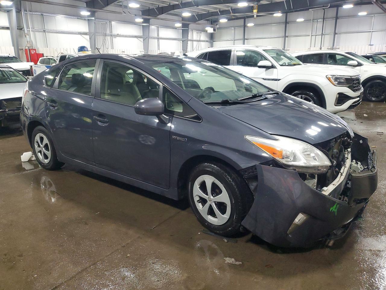 2012 Toyota Prius Two - Image 4