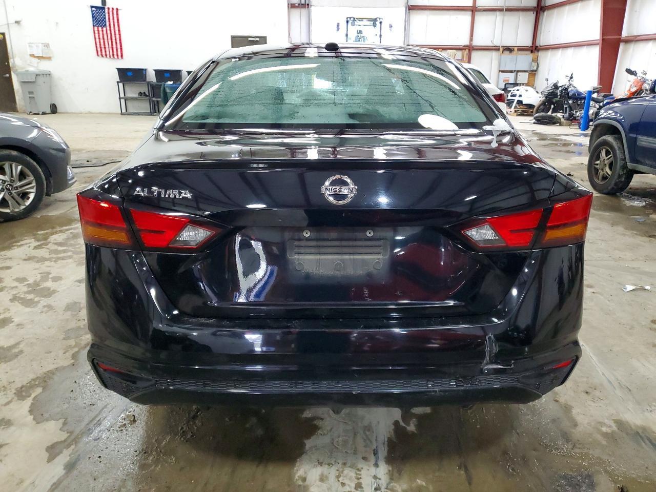 2020 Nissan Altima S - Фото 6