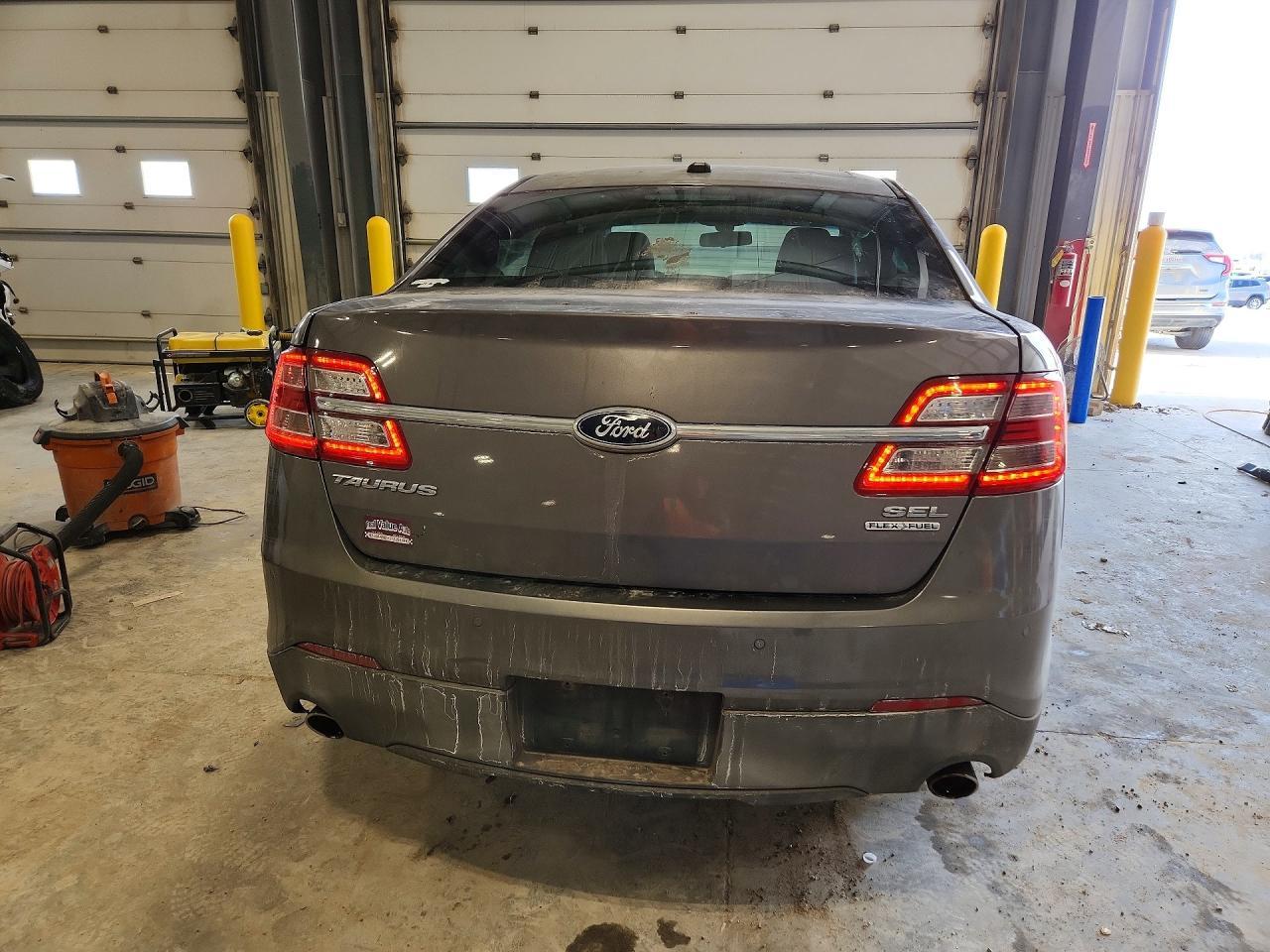 2013 Ford Taurus Sel - Image 6