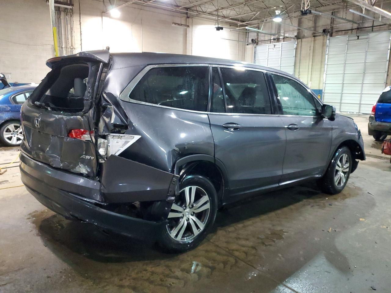 2017 Honda Pilot Exl - Image 3
