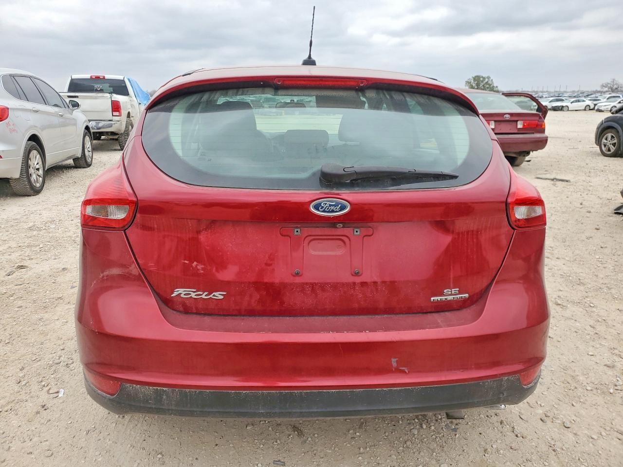 2015 Ford Focus Se - Фото 6