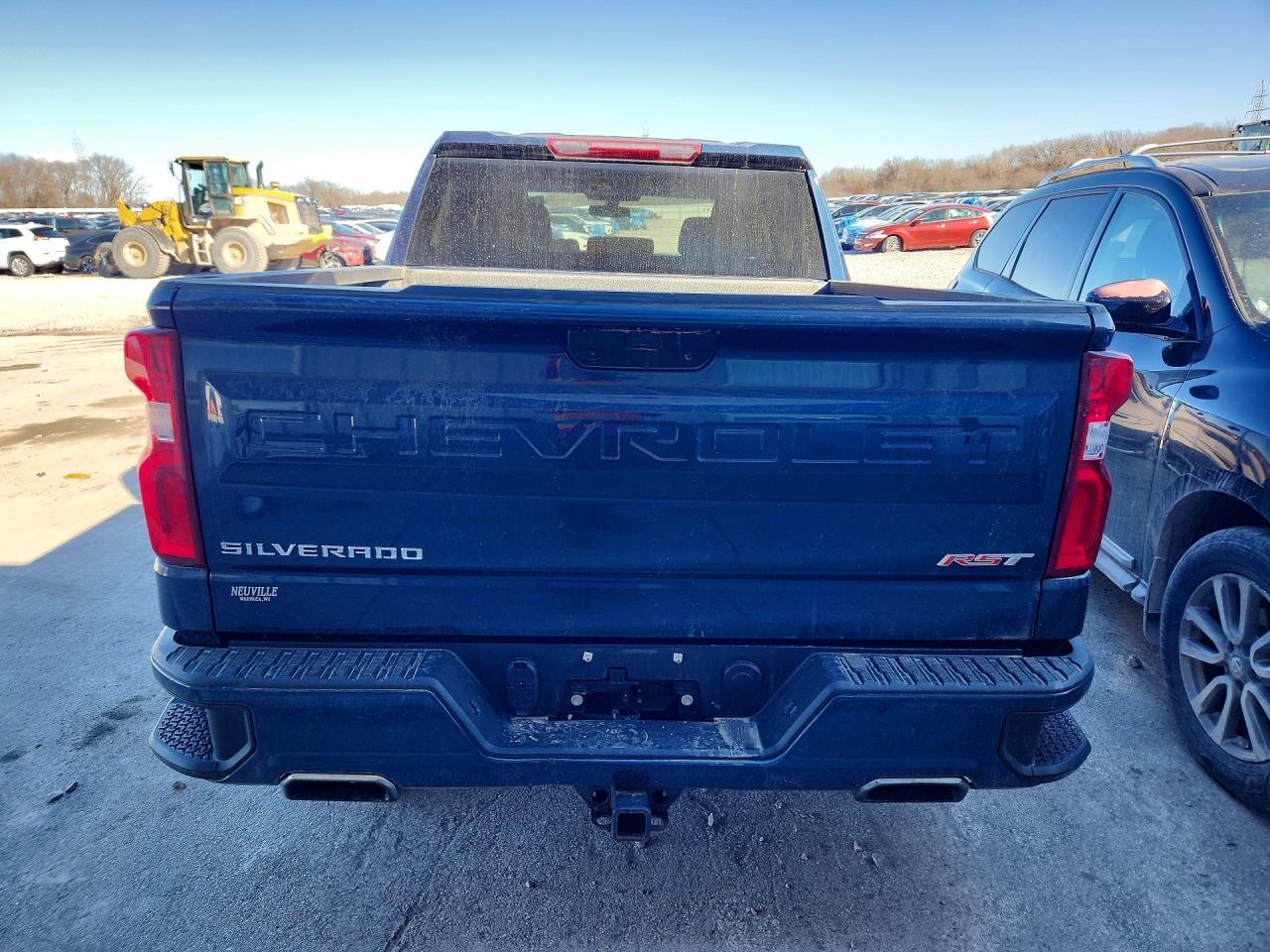 2020 Chevrolet Silverado K1500 Rst - Image 6