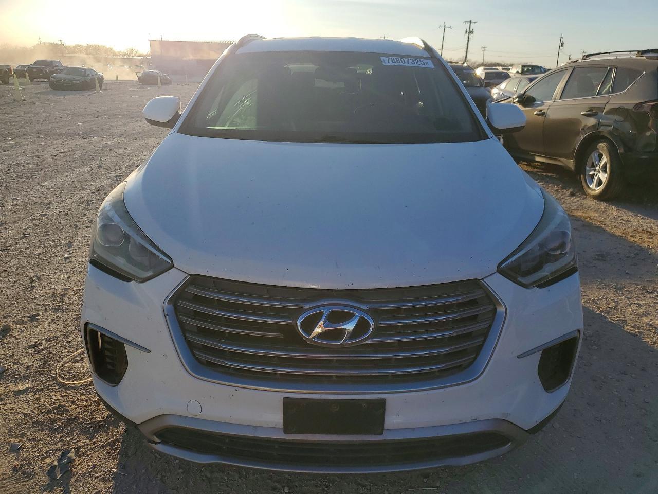 2018 Hyundai Santa Fe Se - Фото 5