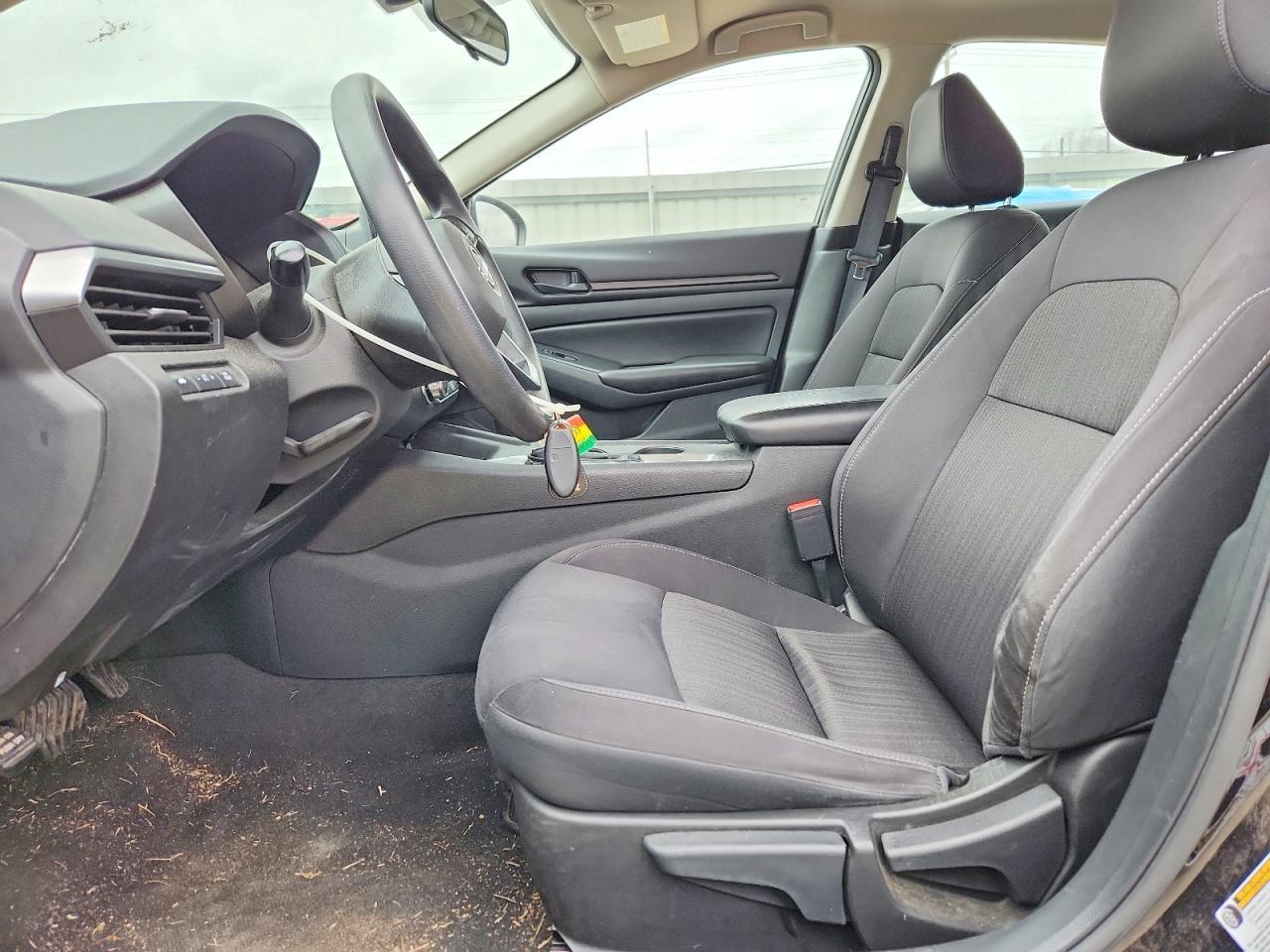 2023 Nissan Altima S - Фото 7