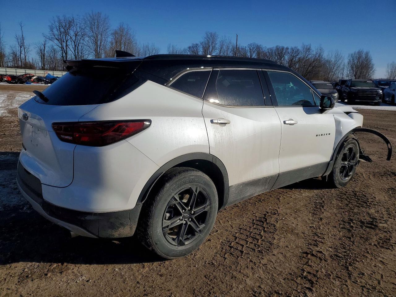 2023 Chevrolet Blazer 2Lt - Фото 3