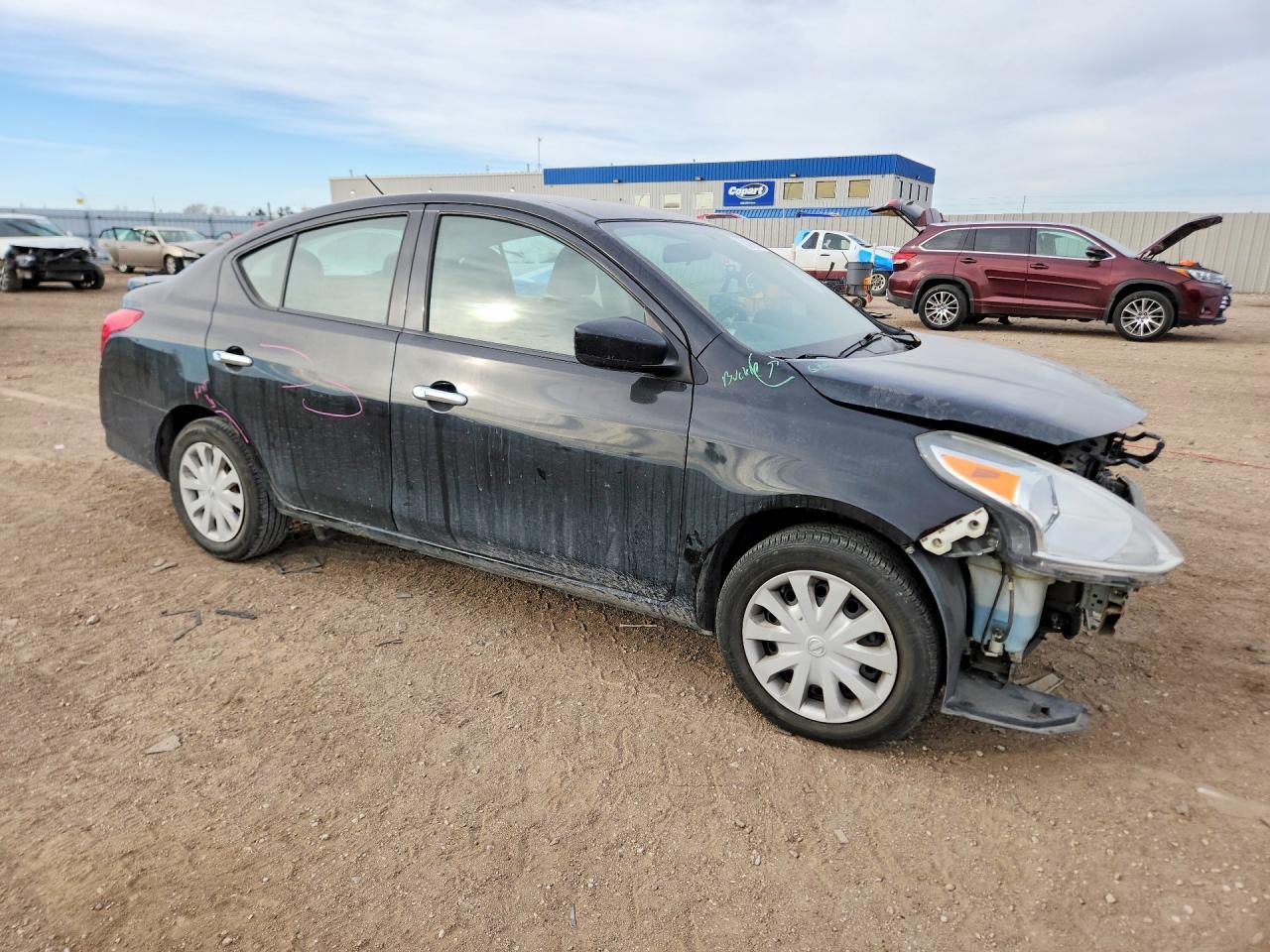 2016 Nissan Versa S - Фото 4