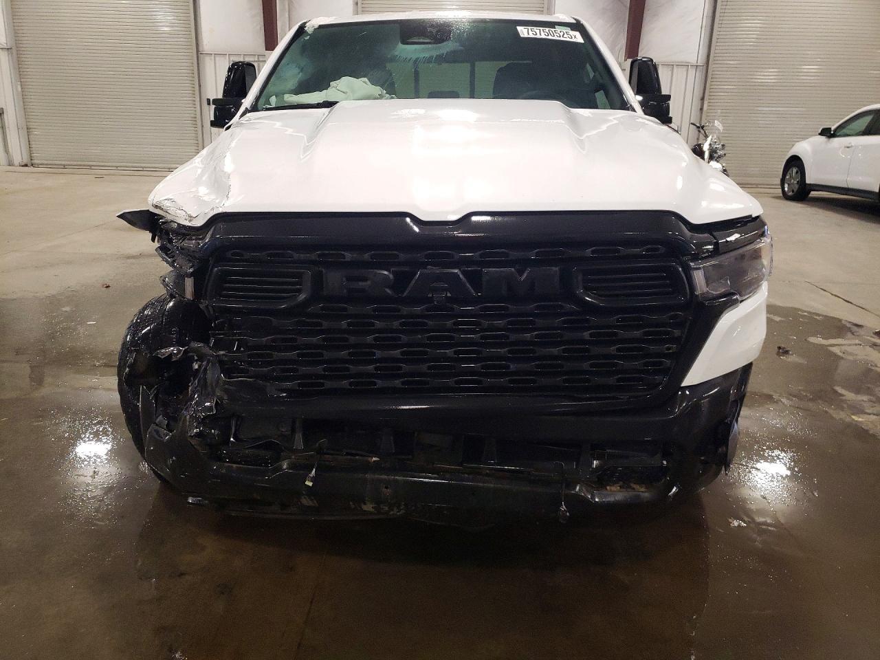 2025 Ram 1500 Tradesman - Фото 5