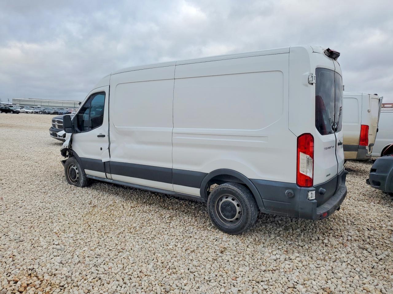 2018 Ford Transit T-350 Delivery Van - Фото 2