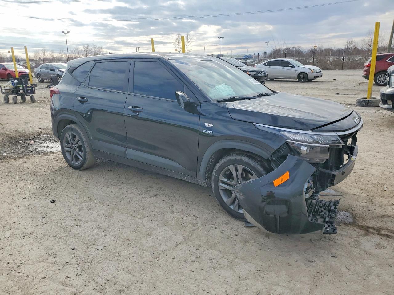 2023 Kia Seltos Lx - Фото 4