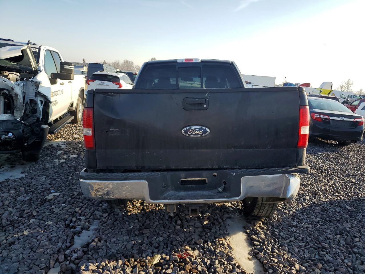 2005 Ford F150 - Image 6