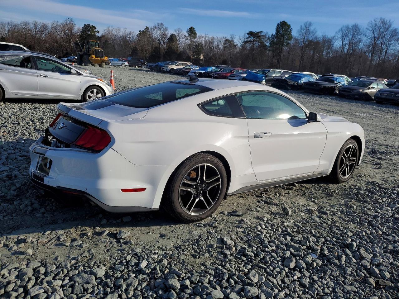 2022 Ford Mustang - Image 3