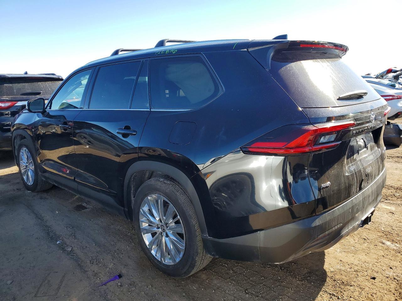 2025 Toyota Grand Highlander Le - Фото 2