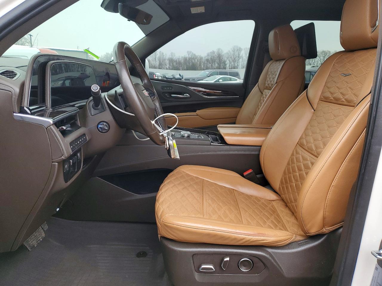 2021 Cadillac Escalade Sport - Image 7