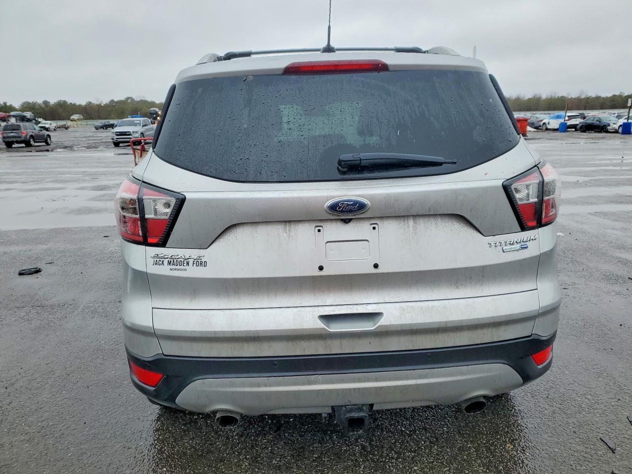 2017 Ford Escape Titanium - Фото 6