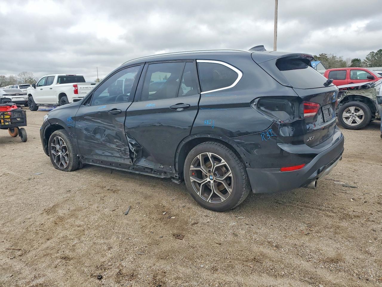 2020 BMW X1 xDrive28I - Фото 2