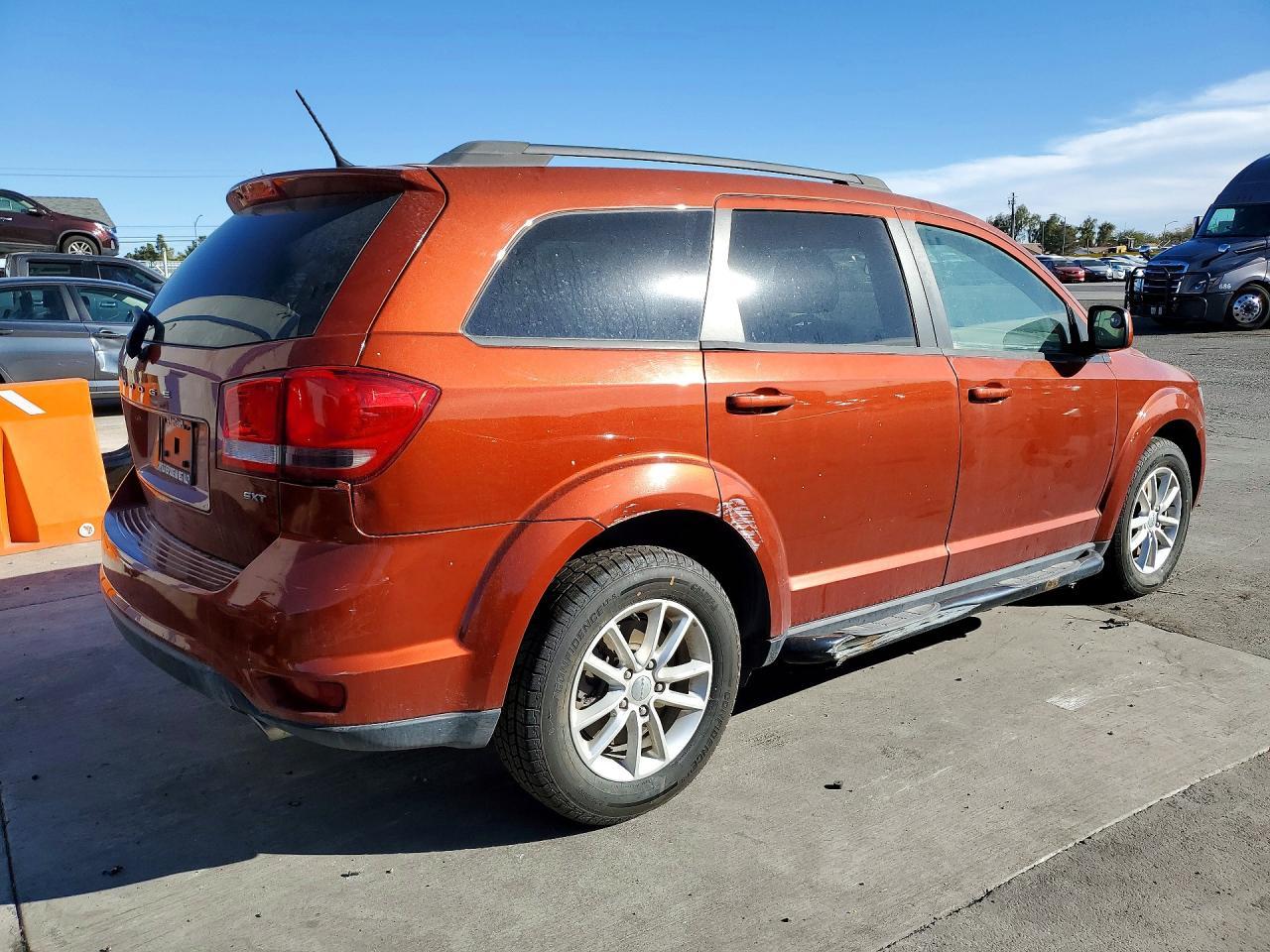 2014 Dodge Journey Sxt - Фото 3