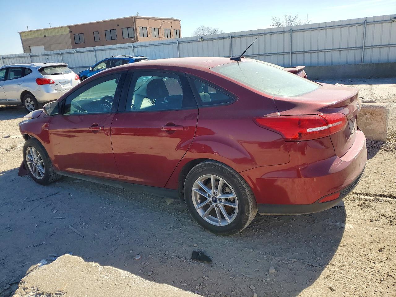 2017 Ford Focus Se - Фото 2