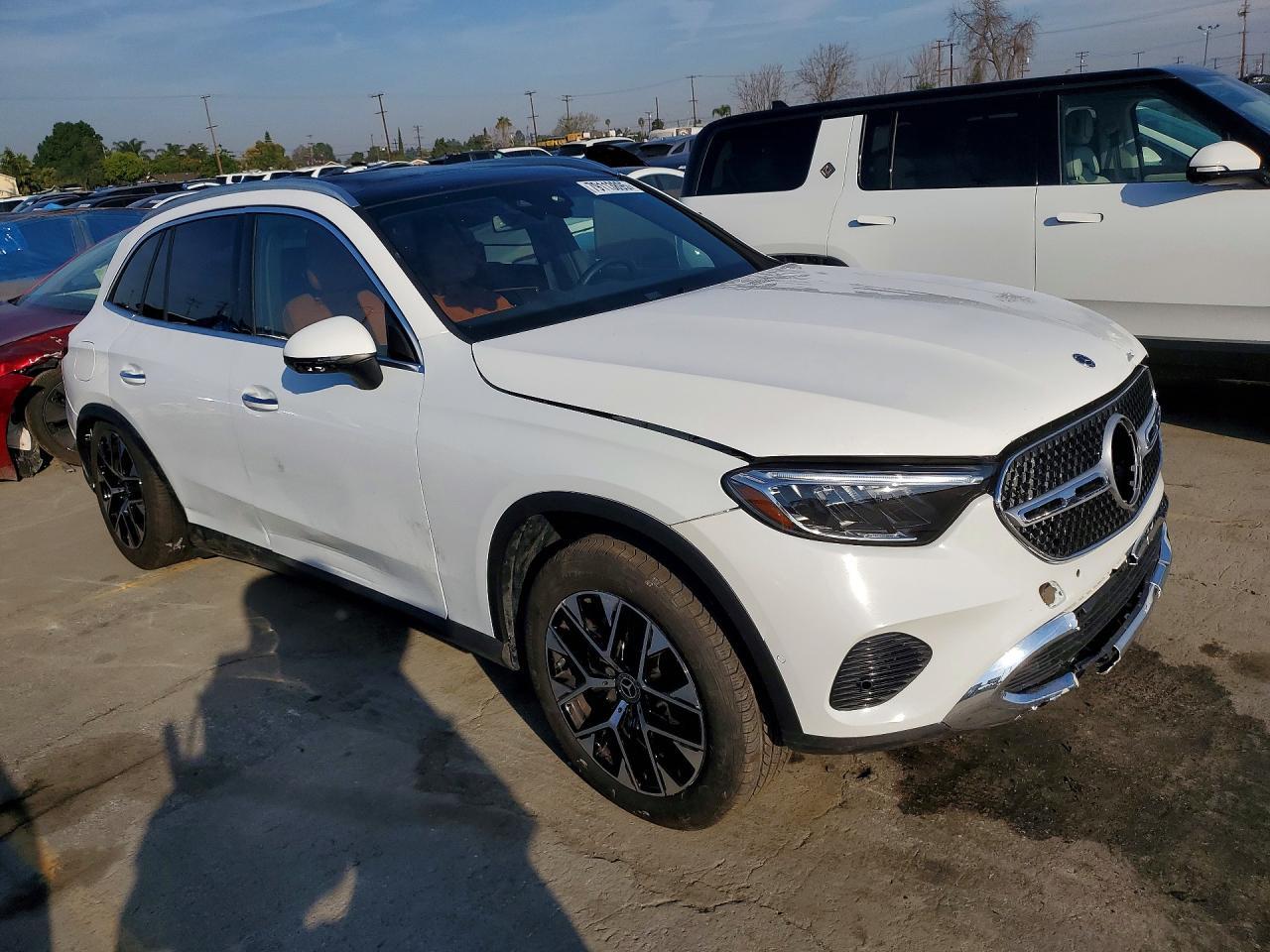 2025 Mercedes-Benz Glc 350E - Фото 4