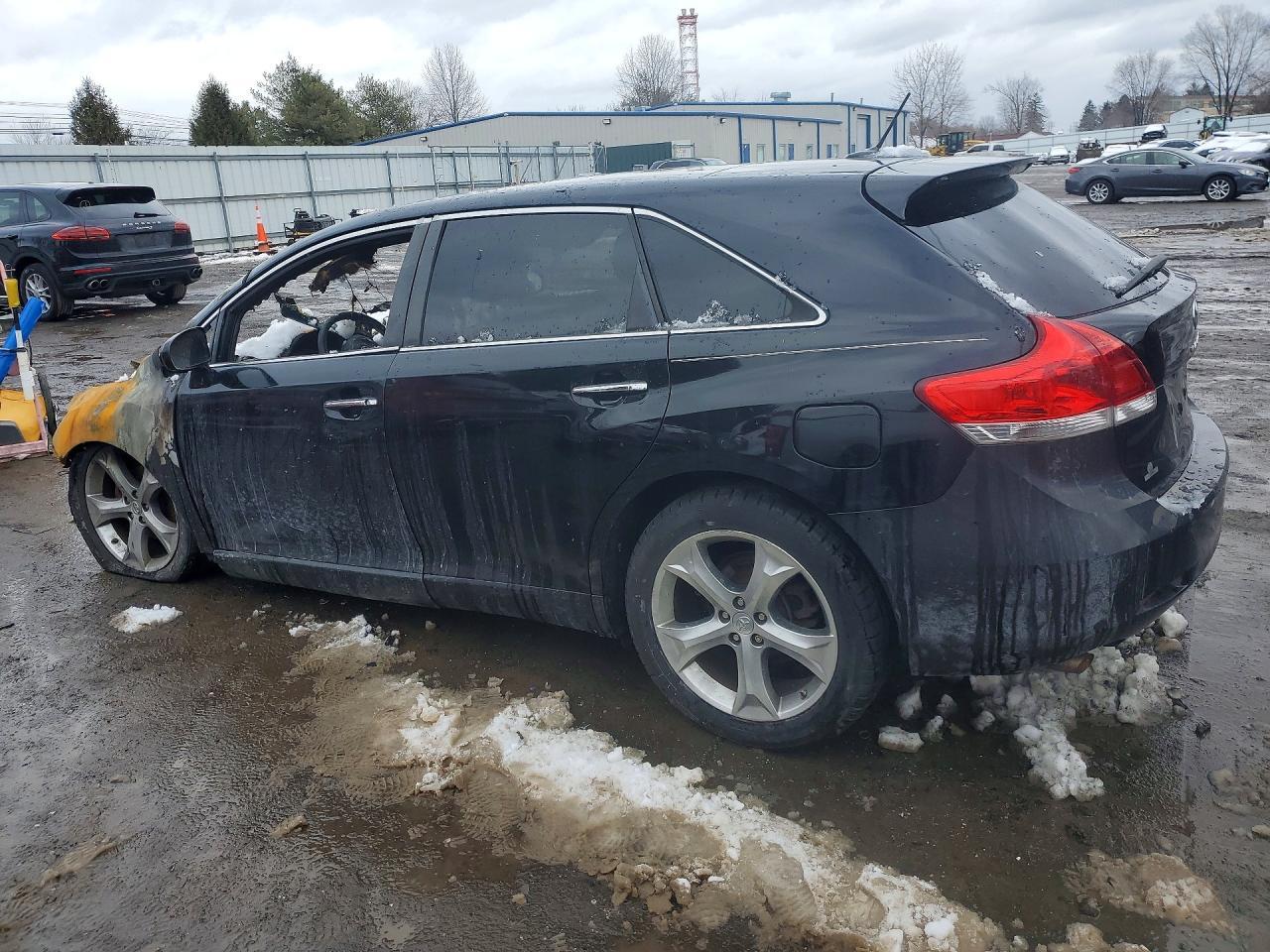 2012 Toyota Venza Limited - Фото 2
