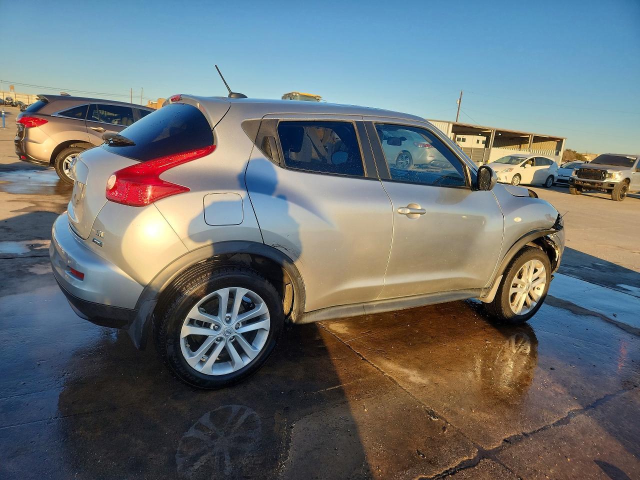 2012 Nissan Juke S - Фото 3