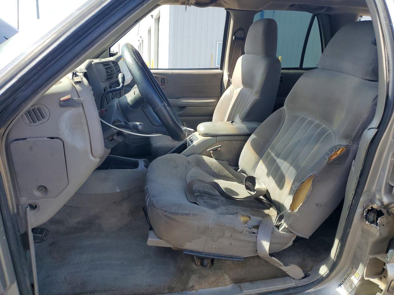 2004 Chevrolet Blazer - Фото 7