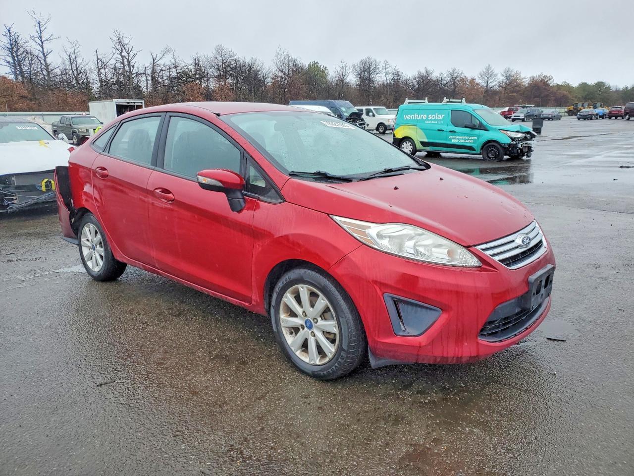 2013 Ford Fiesta Se - Image 4