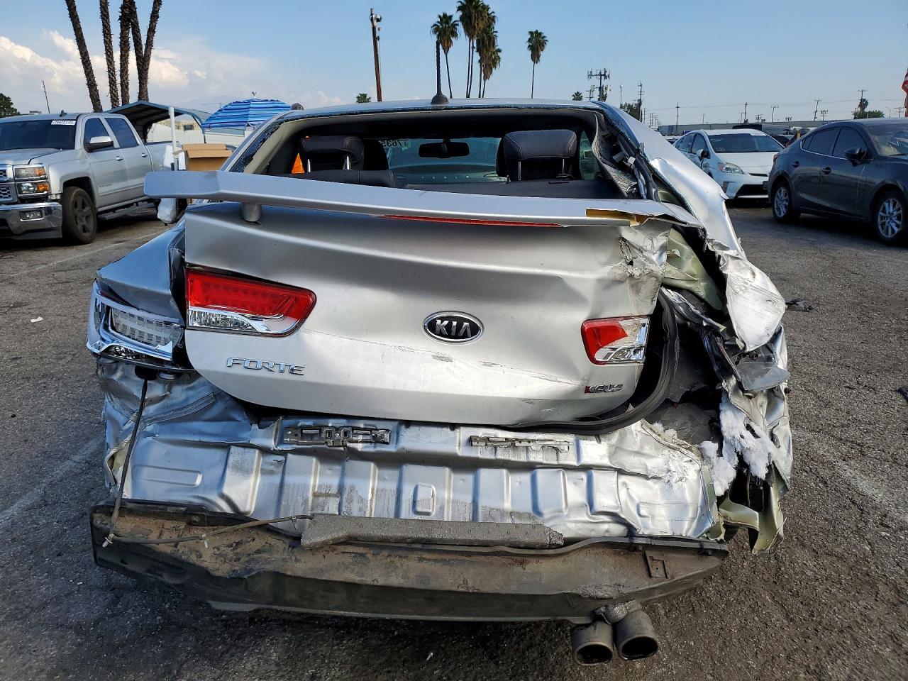 2013 Kia Forte Sx - Фото 6