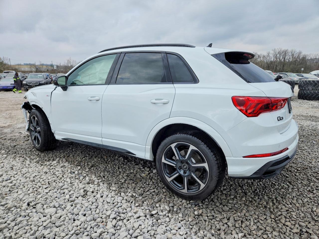 2025 Audi Q3 Premium Plus S Line 45 - Фото 2