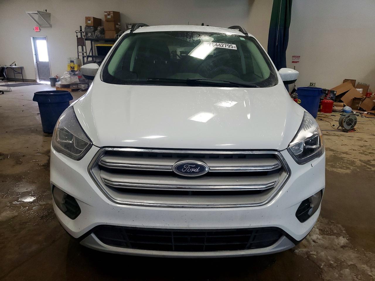 2017 Ford Escape Se - Фото 5