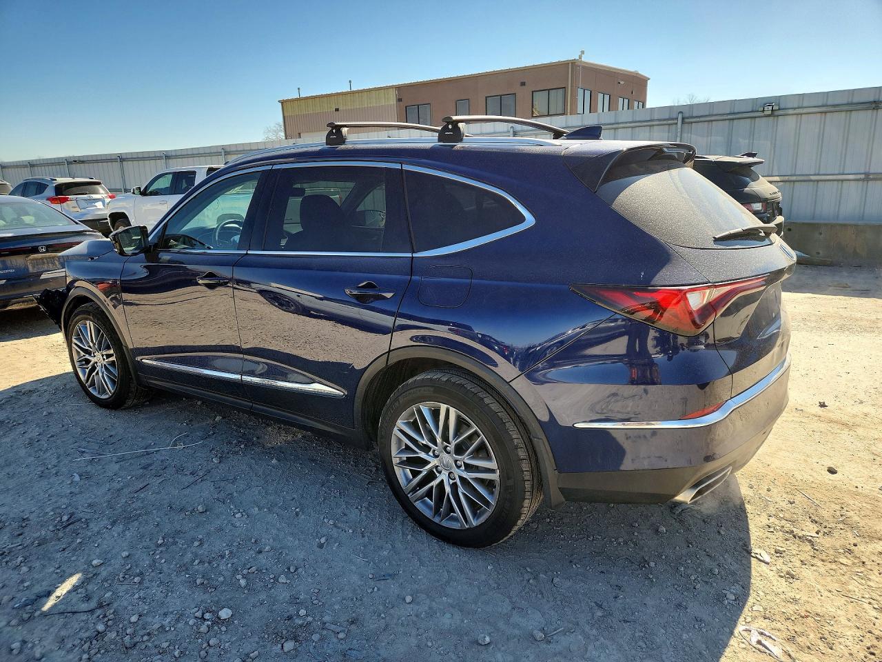 2022 Acura Mdx Advance - Image 2