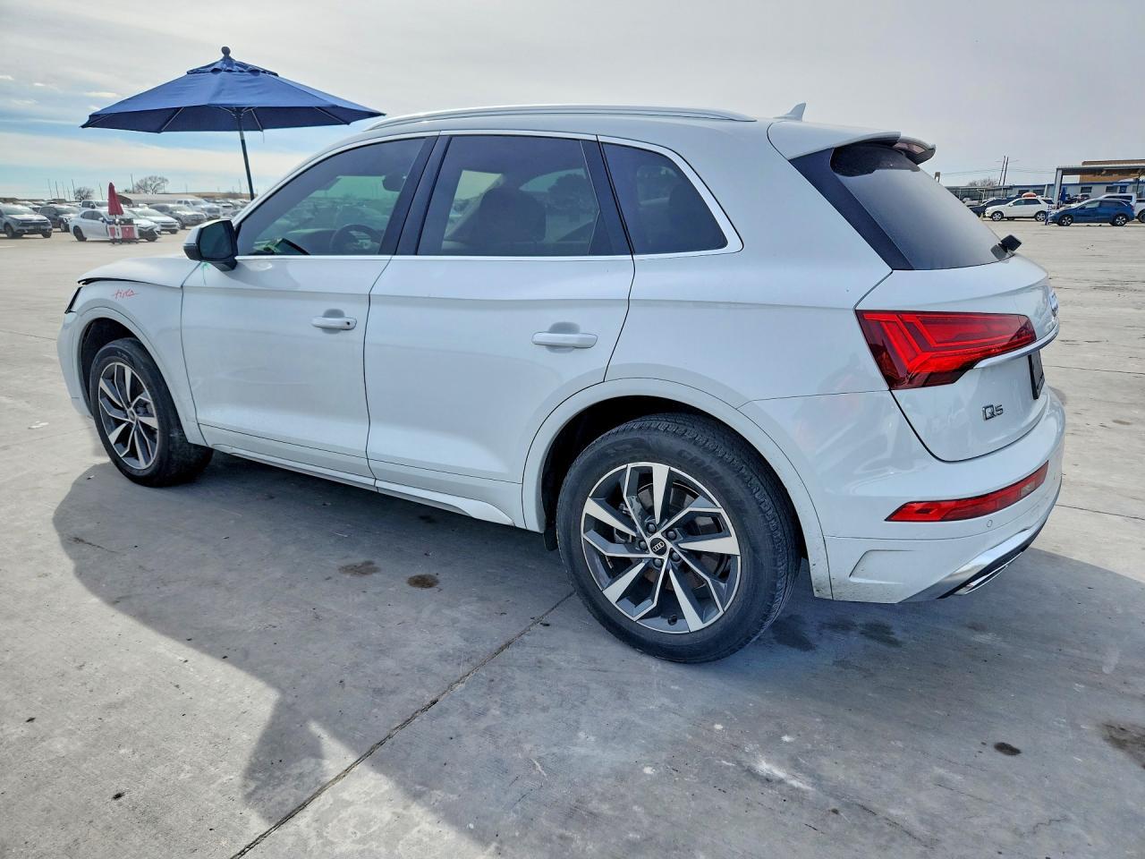 2023 Audi Q5 Premium Plus 45 - Image 2