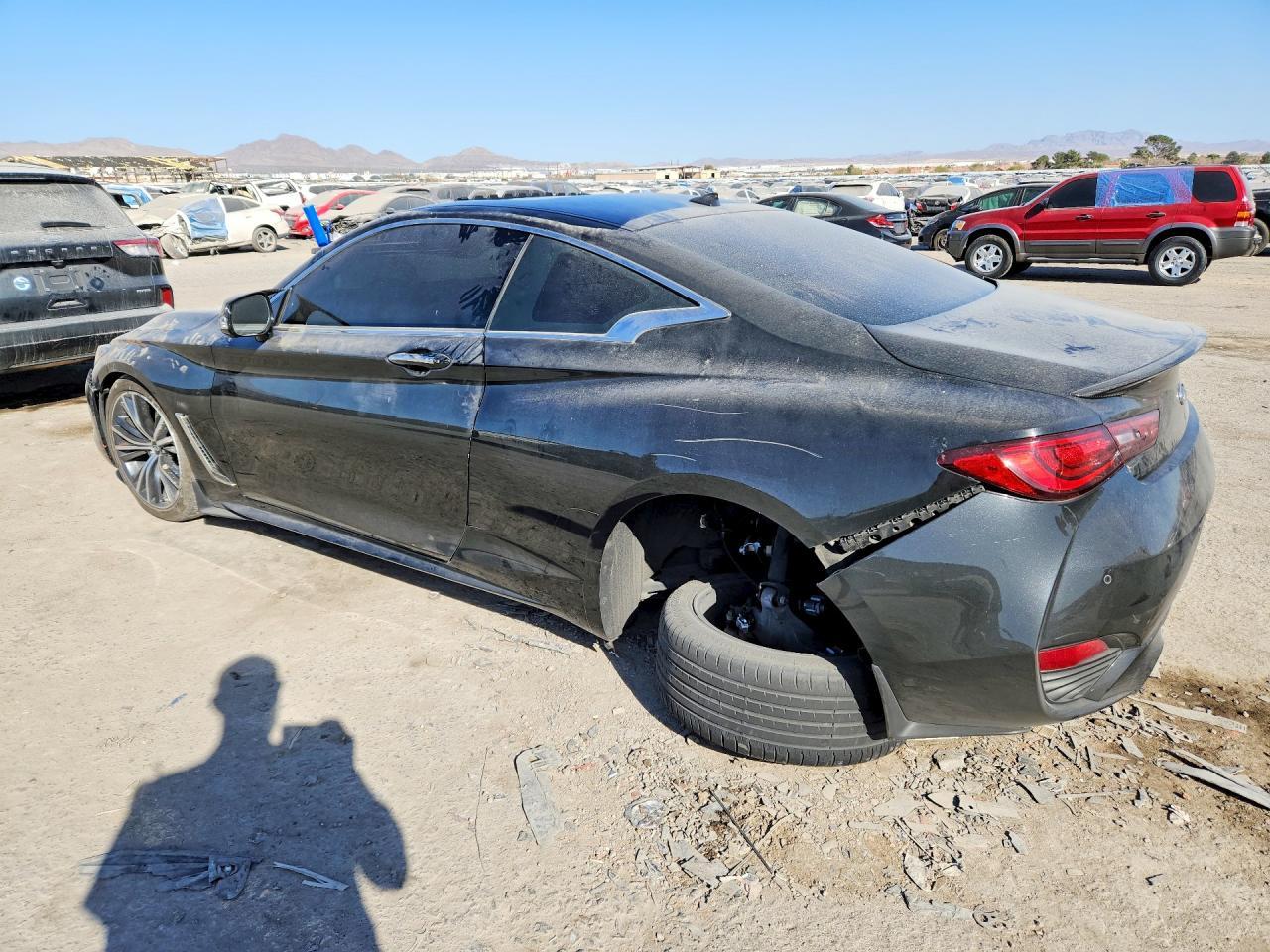 2021 Infiniti Q60 Luxe - Image 2
