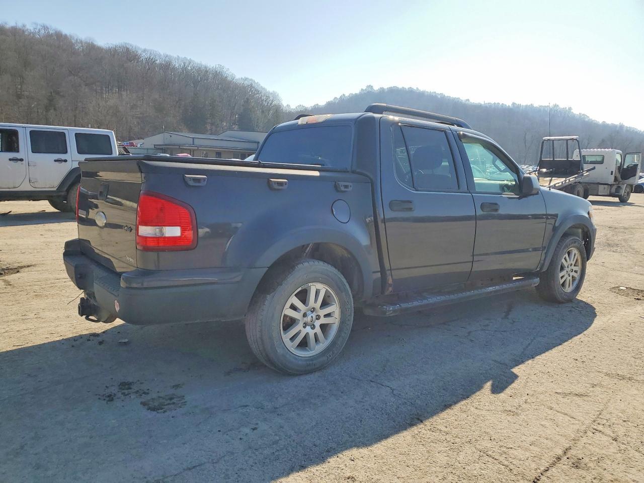 2007 Ford Explorer Sport Trac Xlt - Фото 3