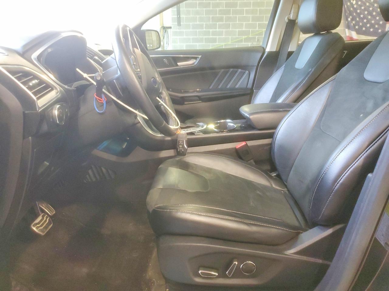 2015 Ford Edge Sport - Image 7