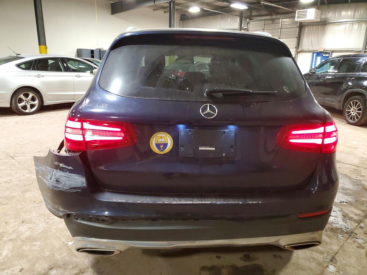 2017 Mercedes-Benz Glc 300 4Matic - Фото 6