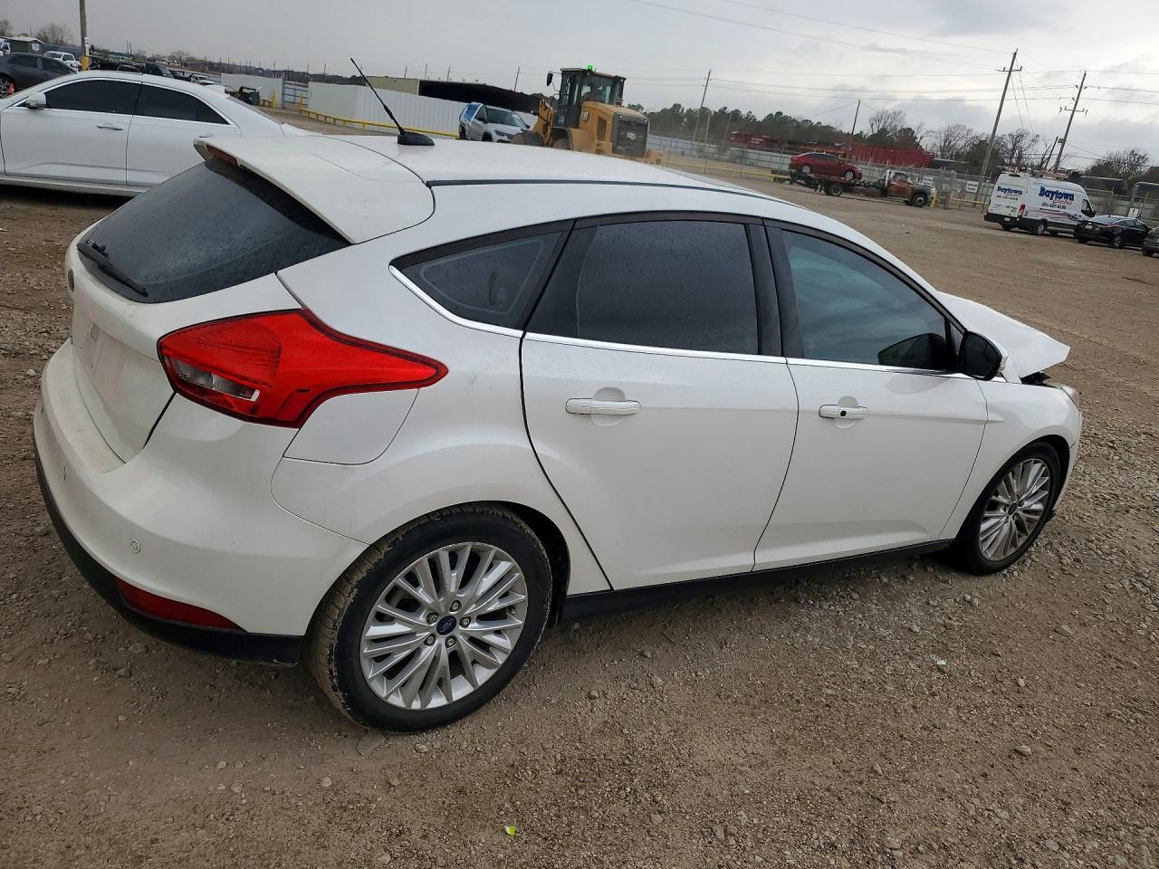 2015 Ford Focus Titanium - Фото 3