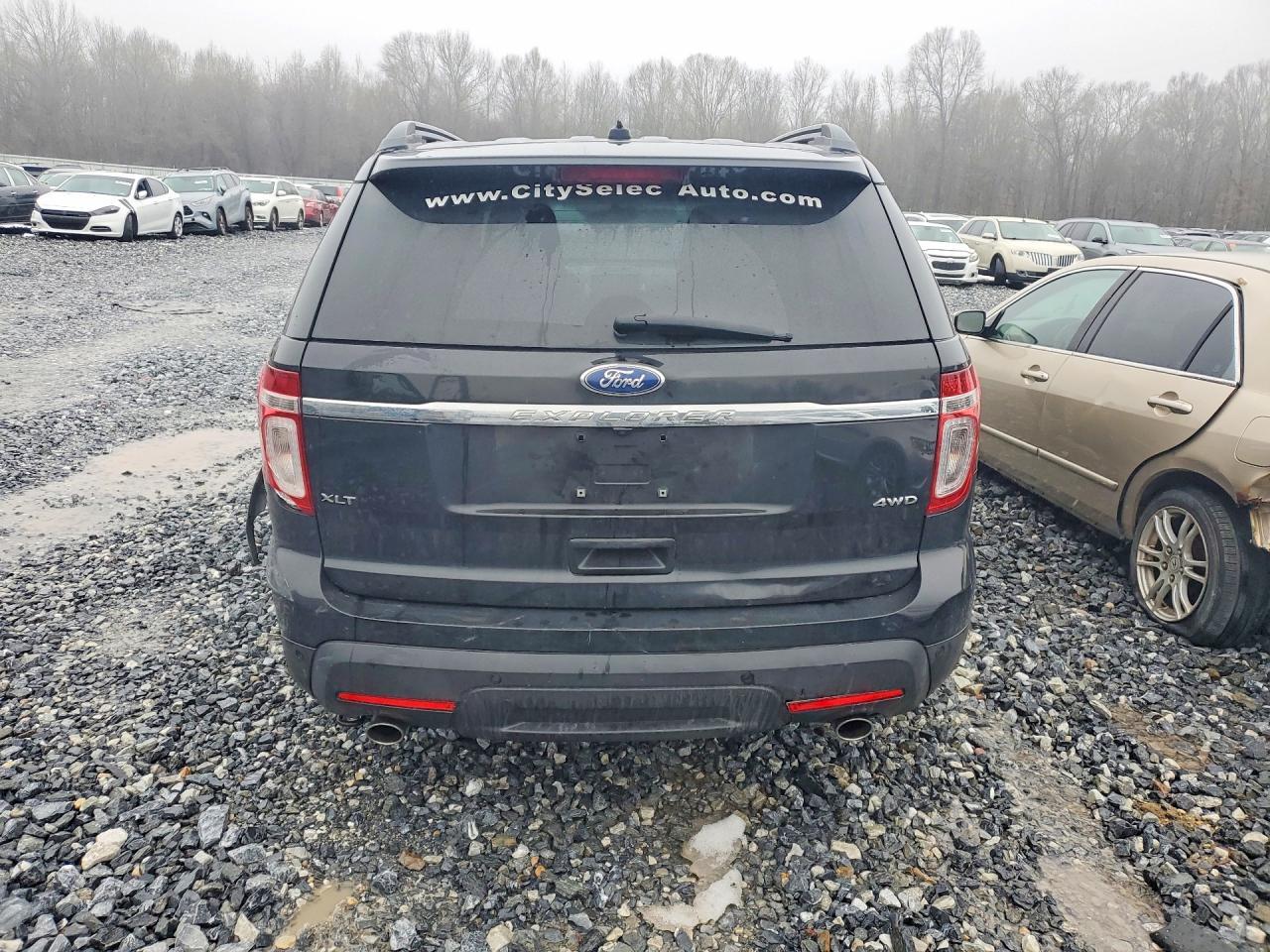 2013 Ford Explorer Xlt - Image 6