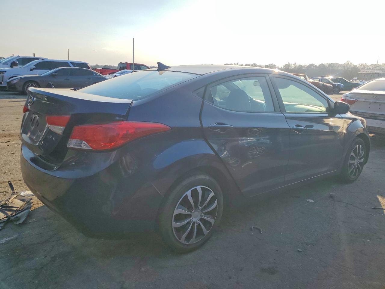 2011 Hyundai Elantra Gls - Image 3