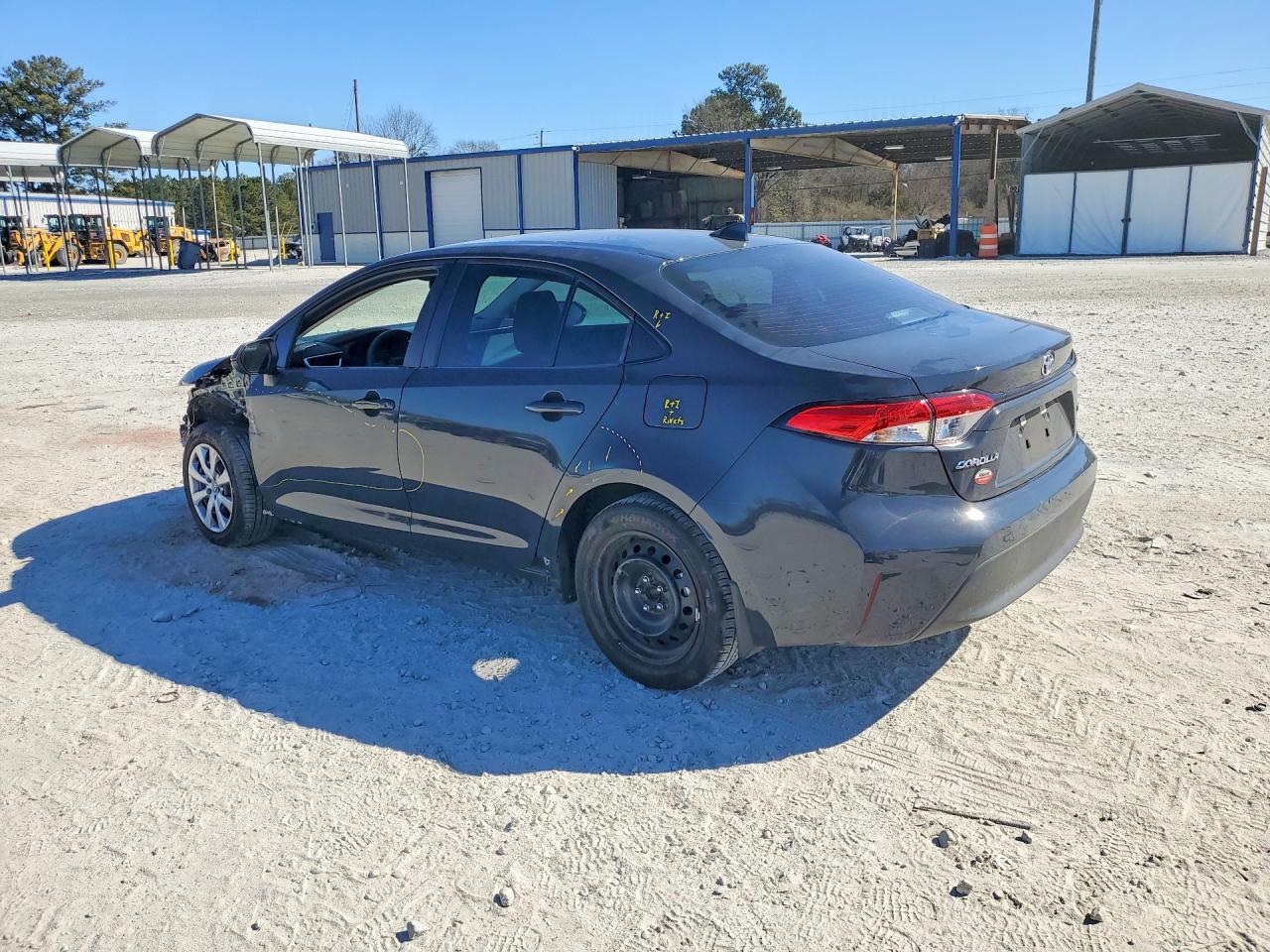 2025 Toyota Corolla Le - Фото 2