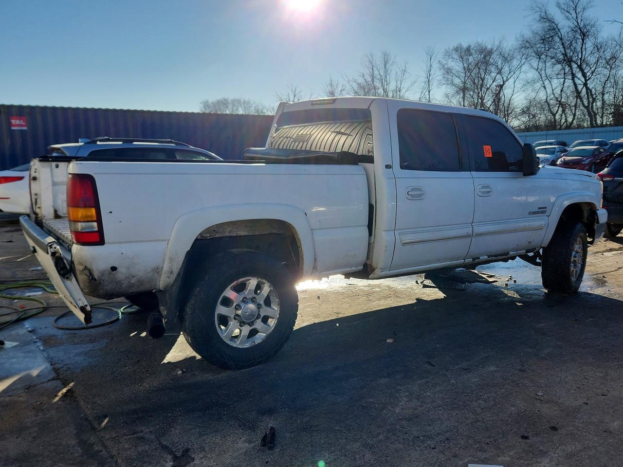 2004 Chevrolet Silverado C2500 Heavy Duty - Фото 3