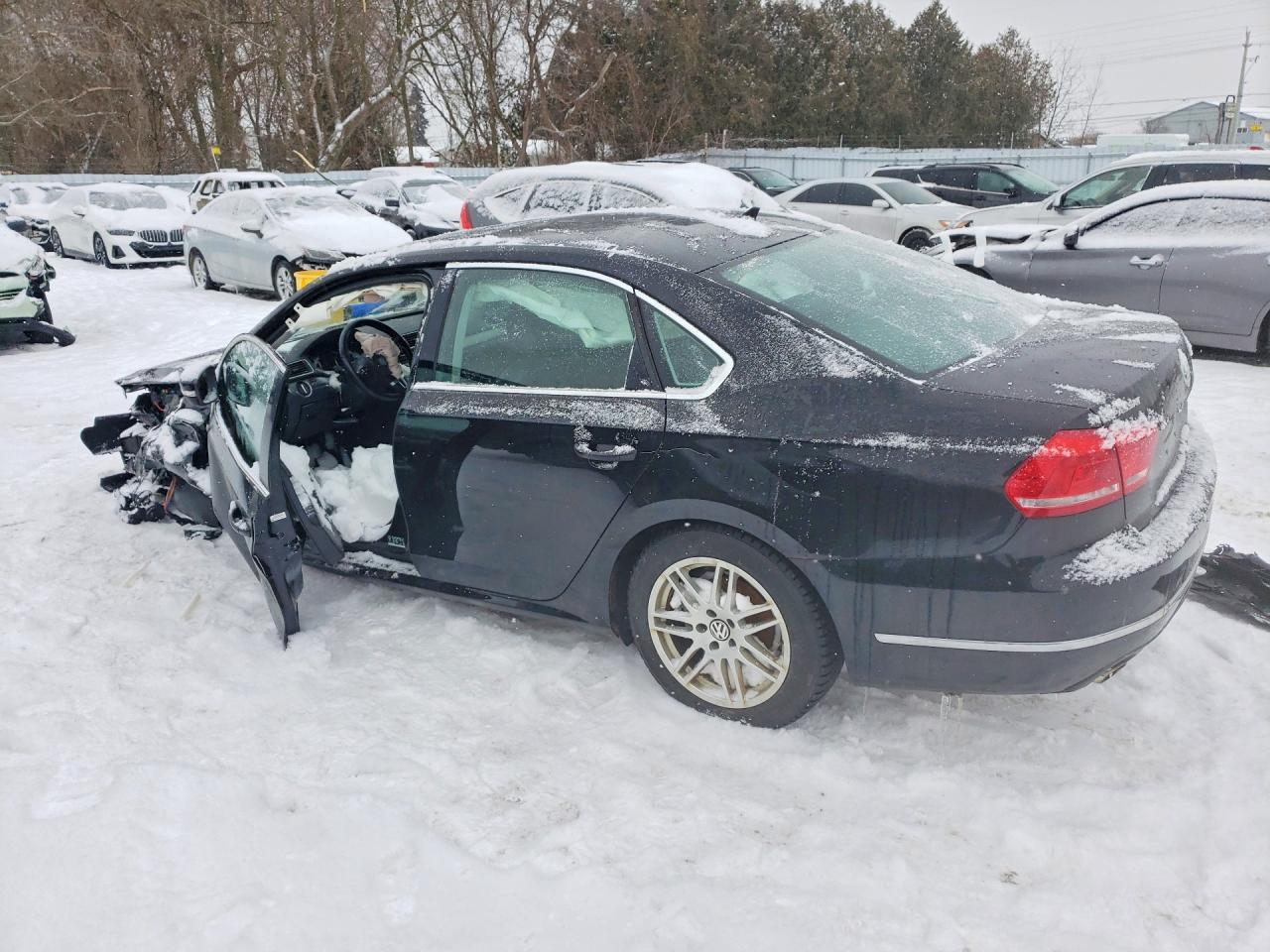 2015 Volkswagen Passat Se - Фото 2