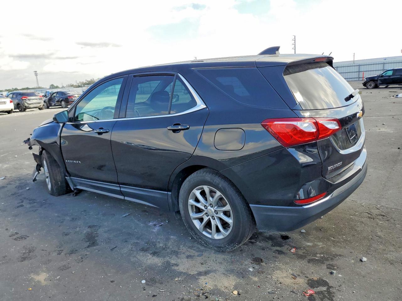 2018 Chevrolet Equinox Lt - Фото 2
