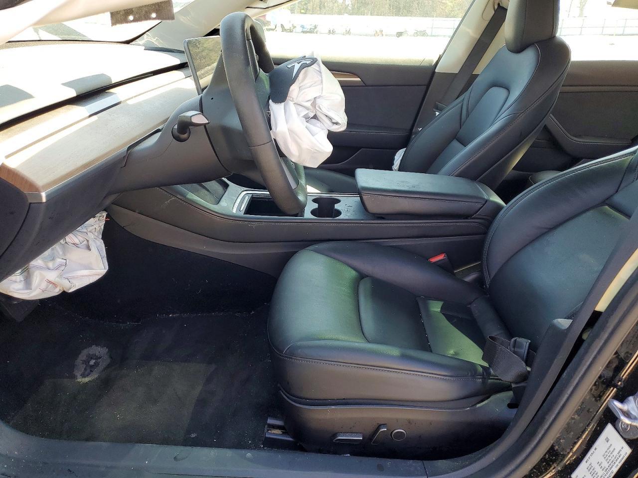 2023 Tesla Model 3 - Image 7