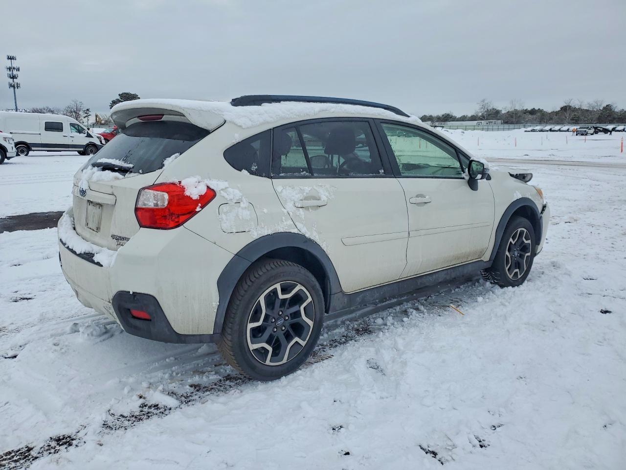 2017 Subaru Crosstrek Limited - Image 3