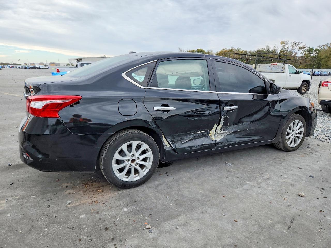 2019 Nissan Sentra Sv - Image 3