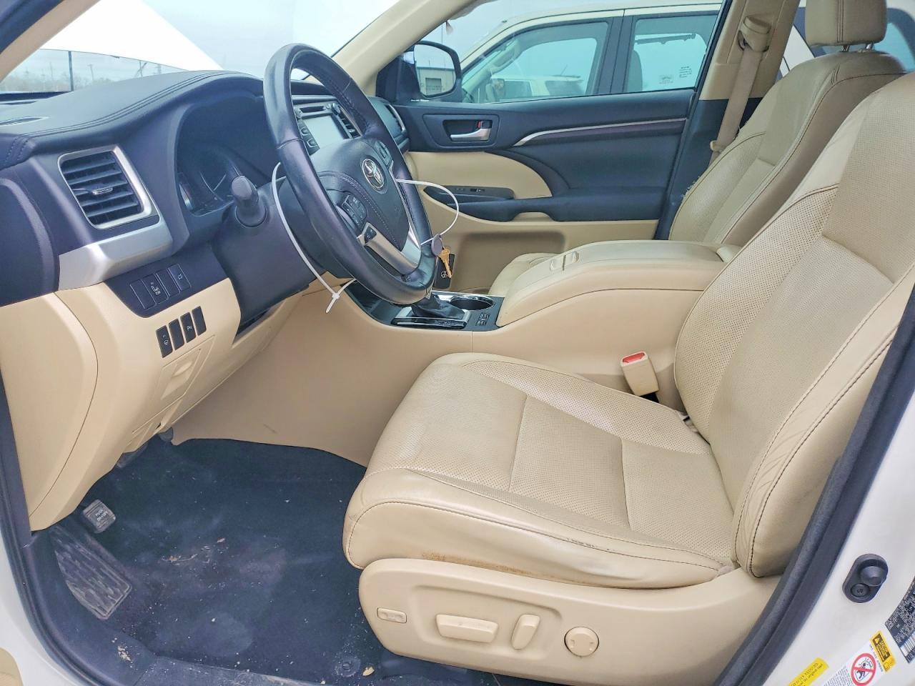 2015 Toyota Highlander Limited - Image 7